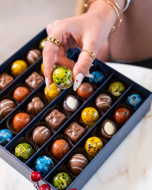 Handmade Gourmet Chocolate Gift Box – Artistic Assorted Truffles | Unique Gift for Mother’s Day, Birthday, Valentine’s Day